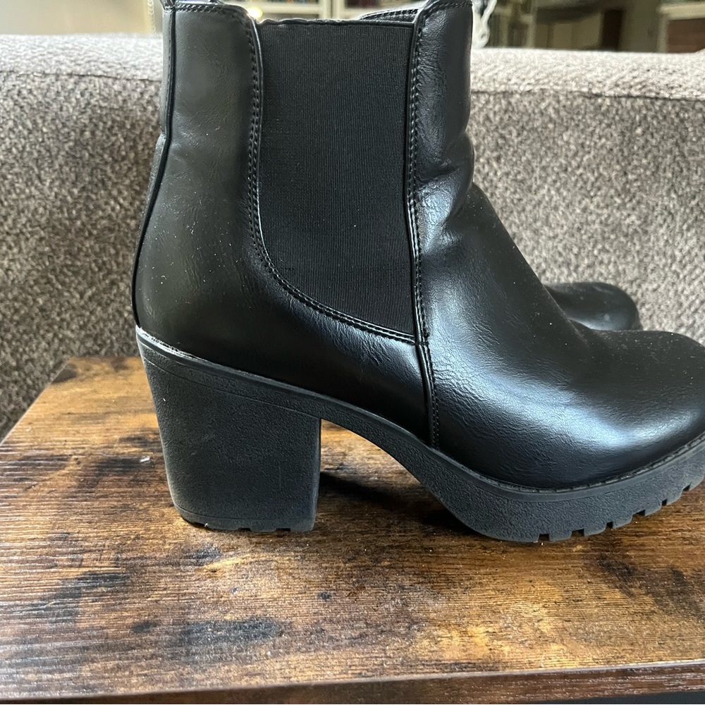 Black Ankle Boots with Chunky Heel and Platform Sole